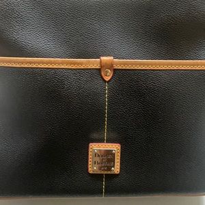 Dooney & Bourke handbag. Excellent condition.